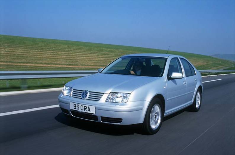 2002 Volkswagen Bora V6 4Motion Sport review - Drive