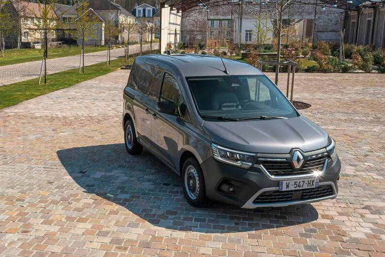 New Renault Kangoo Goes On Sale In Europe For Families With A Van