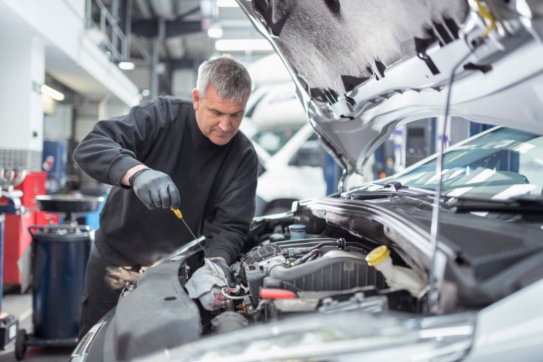How to service your car: car servicing checklist