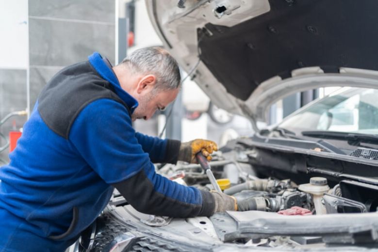 Nearly one-in-four drivers delay servicing or go DIY as a result of cost-of-living crisis 