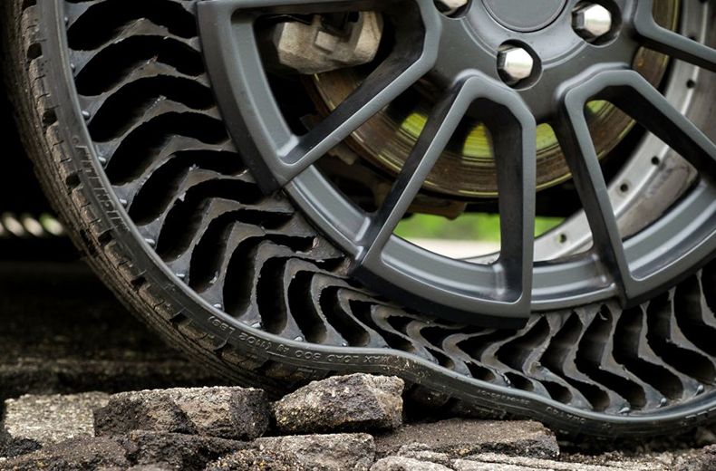Video: Michelin unveils 'revolutionary' new airless tyres