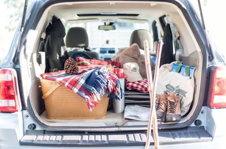 33 tools and accessories you should always keep in your car
