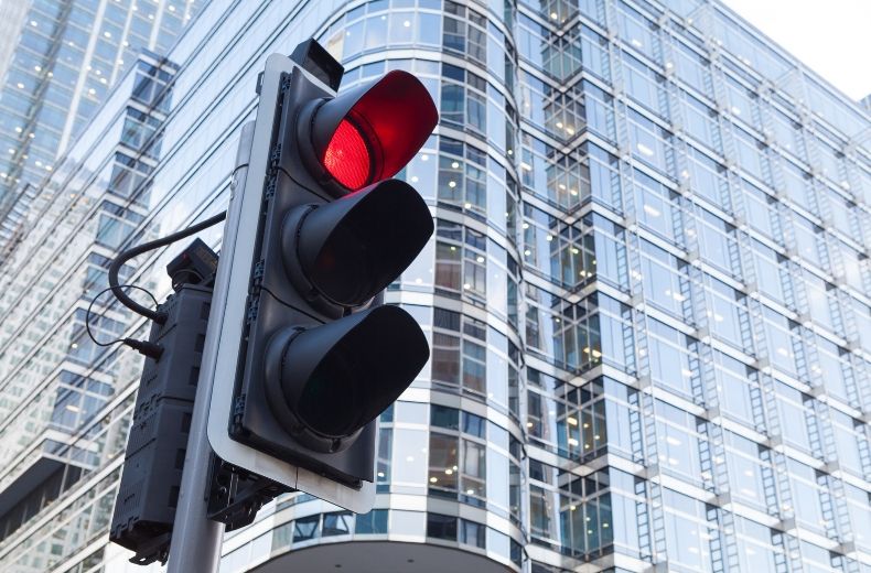 New tech could mean red light for traffic signals