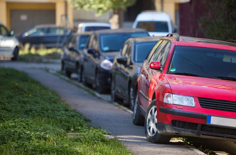£70 fine for parking on the pavement - MPs call for controversial ban