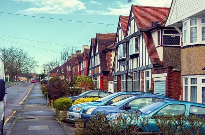 London residents take advantage of the ULEZ to make money from their driveways