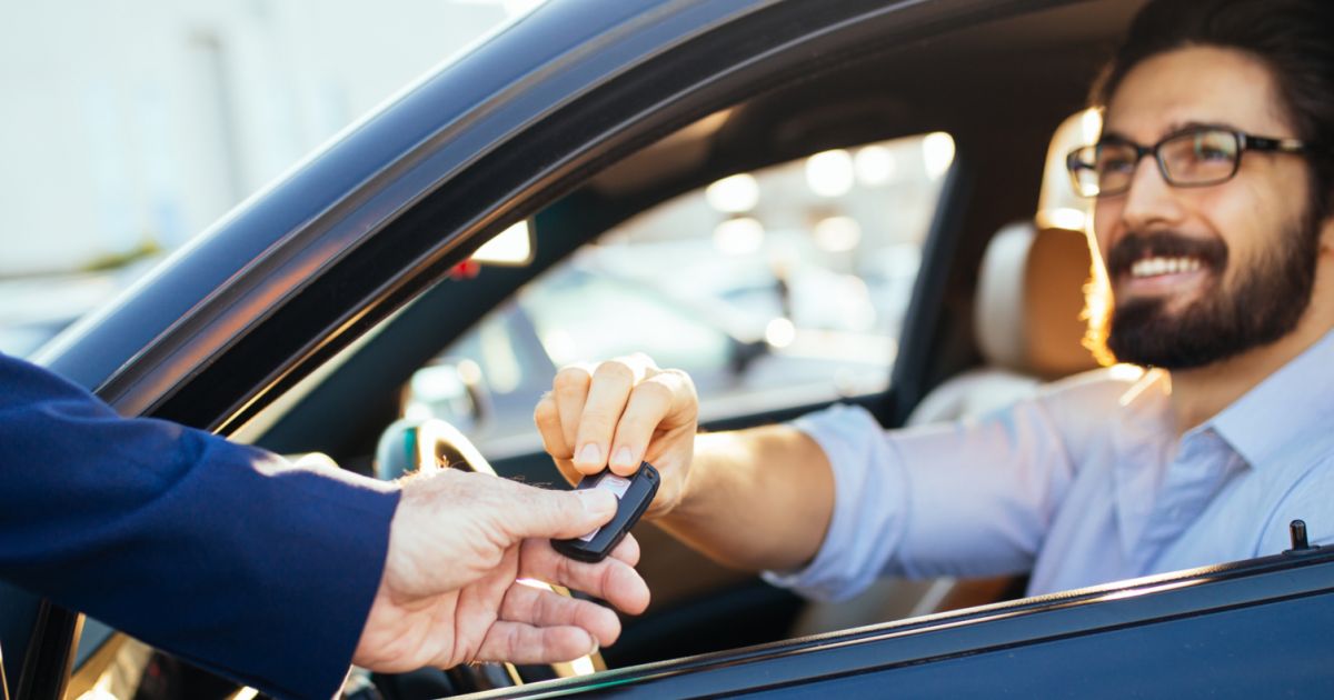 Buying a used car - the ultimate checklist | RAC Drive